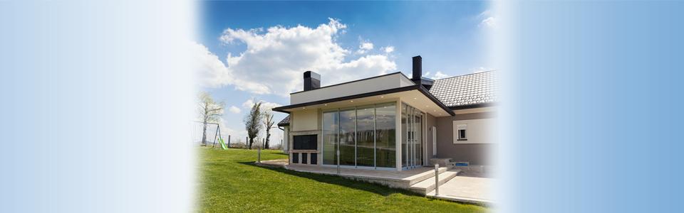 Остекление крыльца загородного дома